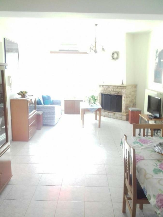 George House Apartment Agios Spyridon  Luaran gambar