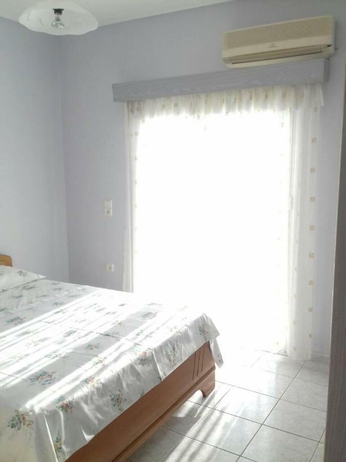 George House Apartment Agios Spyridon  Luaran gambar